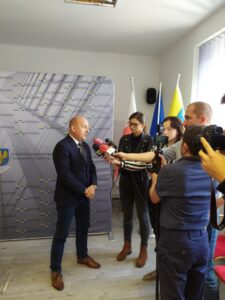 279ae01a-9607-4140-bb80-7987ad163757-2