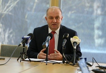 Marszałek: przedsiębiorcom należą się podziękowania, nie krytyka