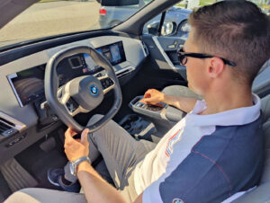 Electro-Moto-Show-2022-BMW5