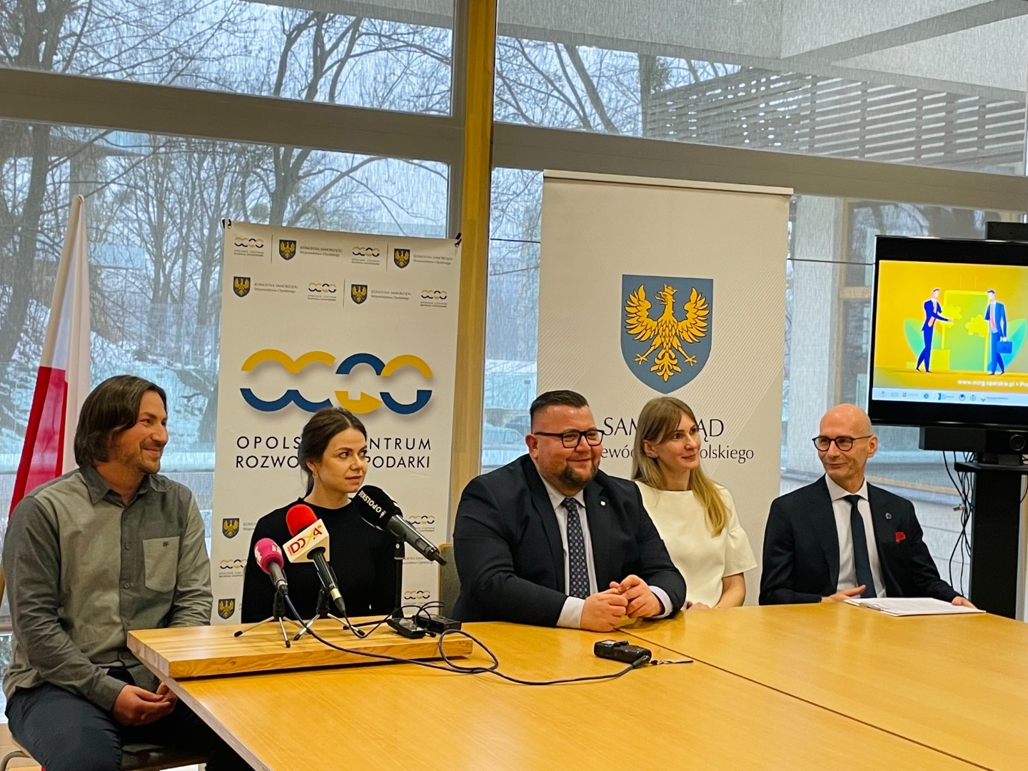 Wiedza i wsparcie dla młodych przedsiębiorców od Mistrzów Biznesu