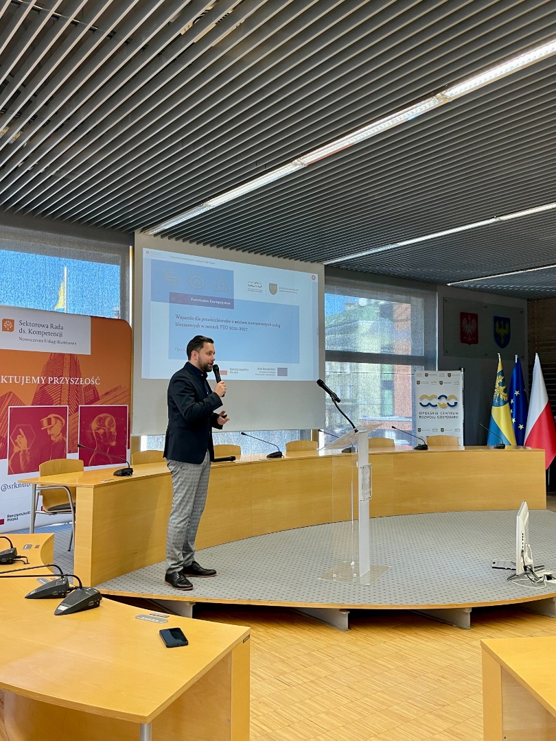 Kompetencje jutra a rynek pracy