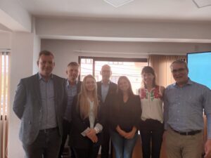 b68d4adf-5535-466f-8975-fda539139b5f