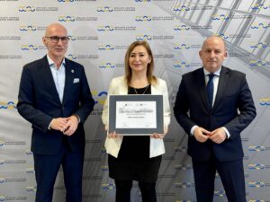 wreczenie-certyfikatow-dla-IOB