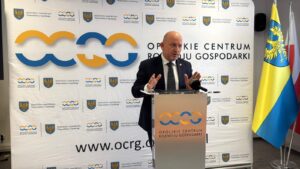 5179f0e7-d059-4e77-b5db-2c35132be0c9 (002)