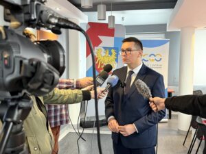 Powiat Prudnicki we współpracy z gminami: Głogówek, Prudnik oraz Biała, otrzymał dofinansowanie w wysokości 22 735 496,57 zł