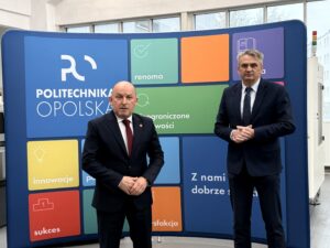 Dofinansowanie z Funduszy Unijnych dla Opolskiego przekazało Politechnice Opolskiej Opolskie Centrum Rozwoju Gospodarki.