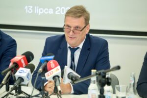Powstanie nowoczesne centrum danych z rozwiązaniami chmurowymi i opartymi na sztucznej inteligencji, a przedsiębiorcy zyskają dostęp do zaawansowanej infrastruktury, szkoleń i wsparcia w cyfrowej transformacji.