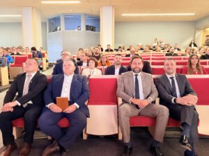 Przedsiębiorcy, samorządowcy i przedstawiciele instytucji otoczenia biznesu spotkali w Domu Kultury w Ozimku podczas VII Ozimskiego Forum Gospodarczego.
