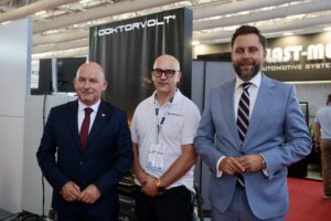 Stoisko Województwa Opolskiego podczas Międzynarodowego Salonu Przemysłu Obronnego MSPO 2026 w Kielcach, na którym prezentują się regionalne przedsiębiorstwa.